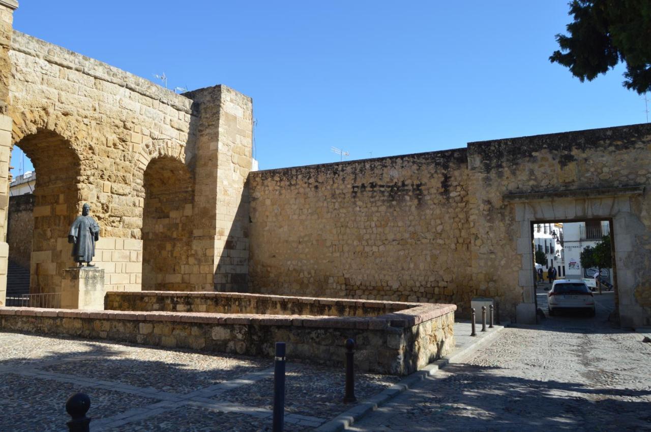 Puerta Sevilla Parking Gratis コルドバ エクステリア 写真